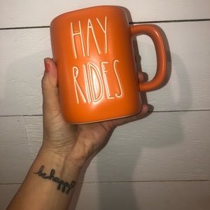 NEW‼️ RAE DUNN 🍁🌾 HAY RIDES 🌾🍁 MUG